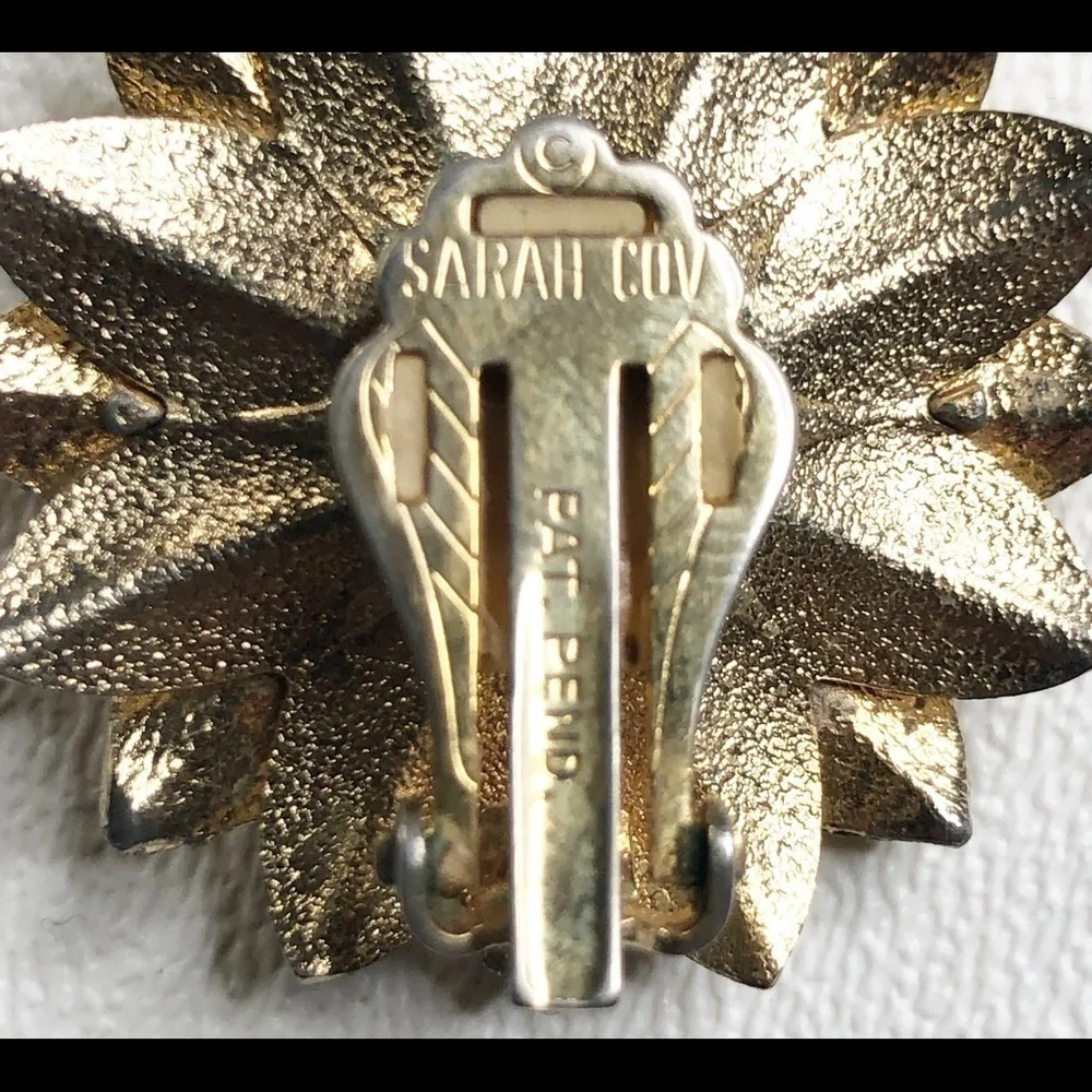 Vintage Sarah Coventry Brooch And Clip On Earring
